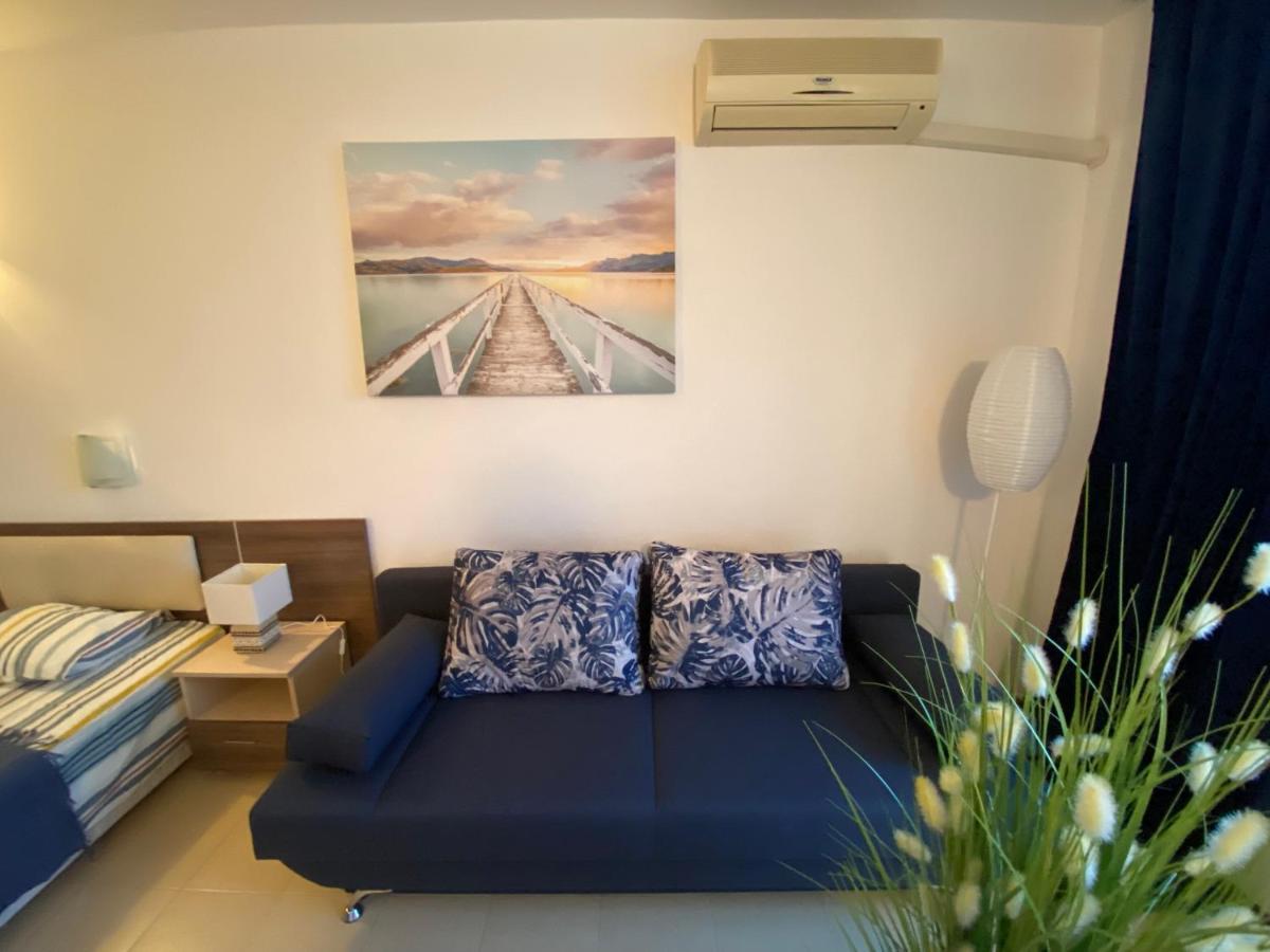 Esperanto 403 Large Studio Sluneční pobřeží Exteriér fotografie